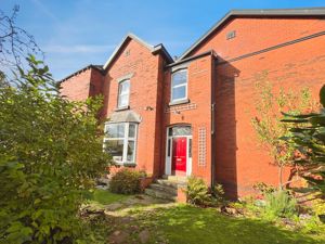 Front External- click for photo gallery